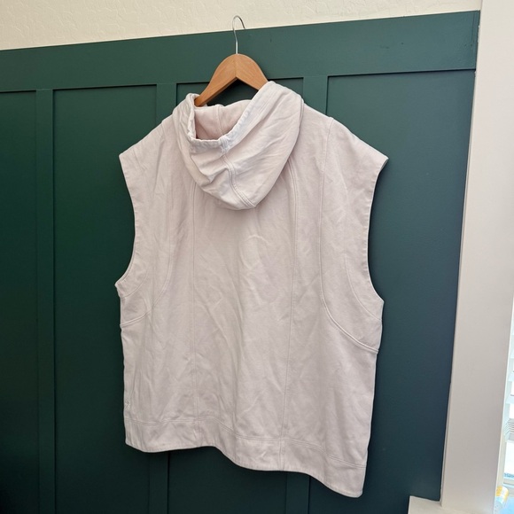 ATHLETA Sundown Sweatshirt Tank in Magnolia White - Picture 4 of 8